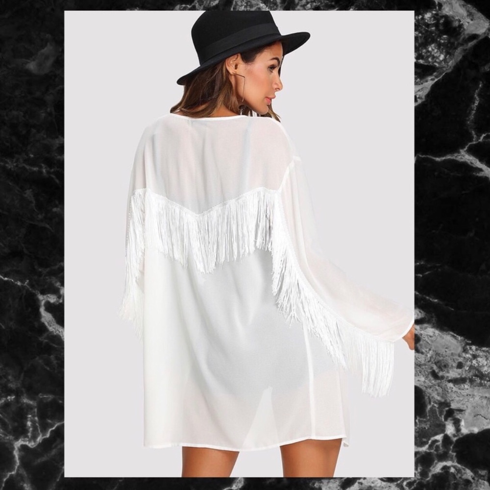 WHITE FRINGE SHEER TRIM KIMONO